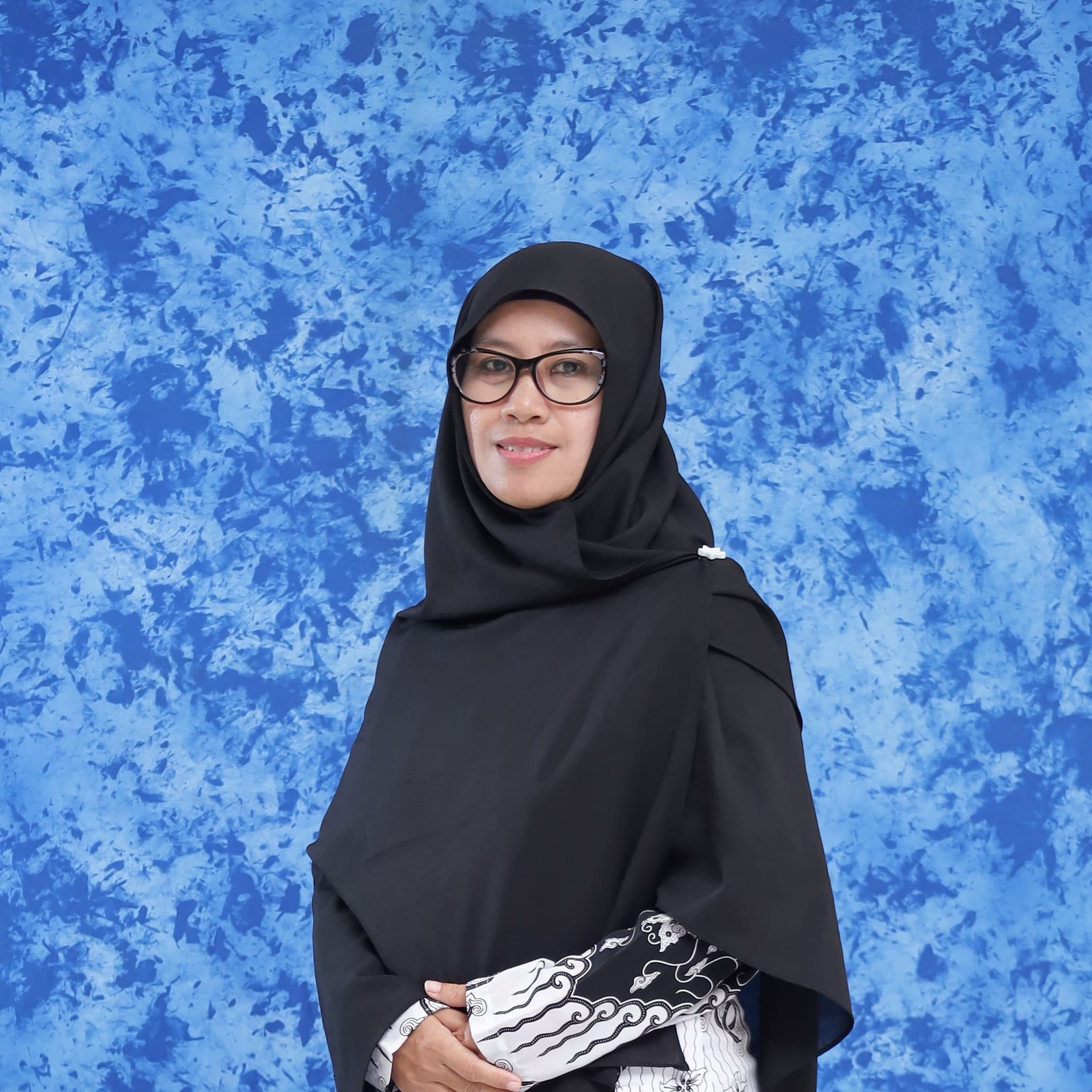 WIWIN WIDIANINGSIH, S.S.